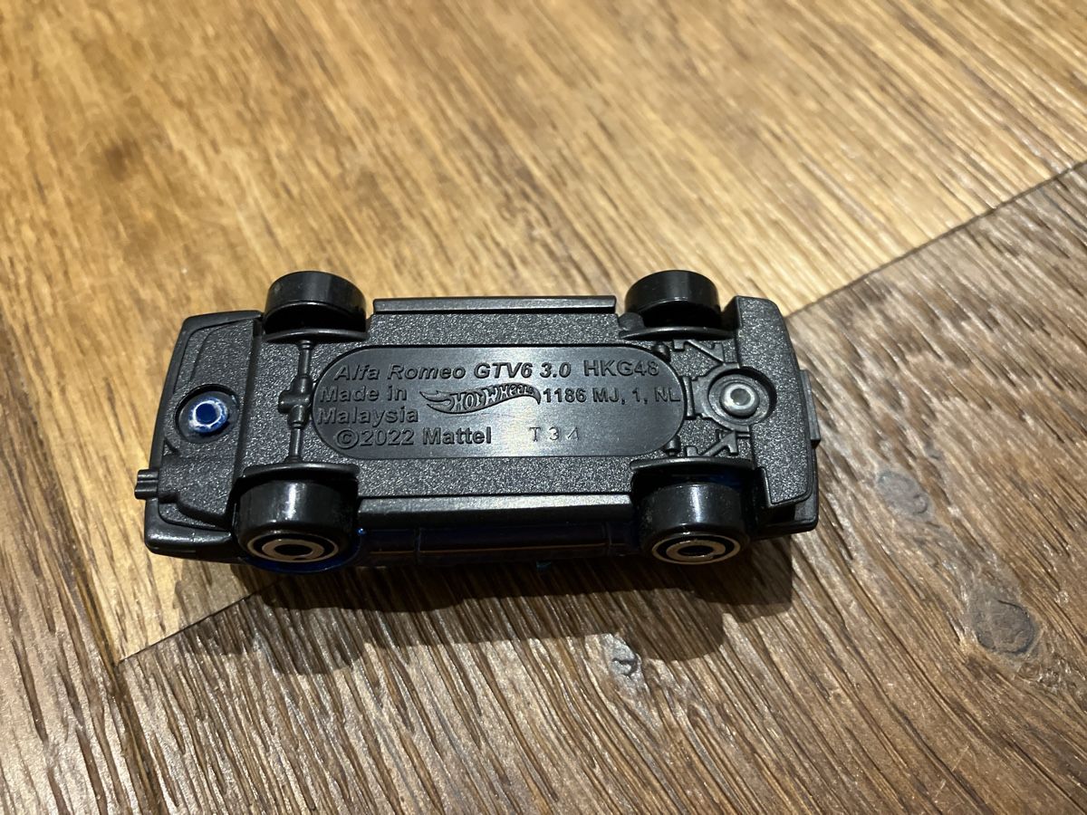 Hot Wheels Modellini d'auto: Hotwheels Alfa Romeo GTV6 – Nuovo (secondo la descrizione) da Luzern venduto da tra_t8h7 2