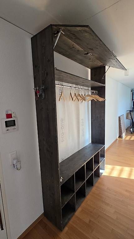 Armadi: Schrank Garderobe – Usato da Rorschach venduto da jos_6zkn 1