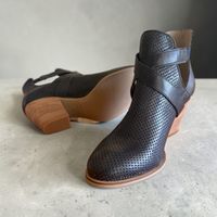 Stiefeletten, Ankleboots