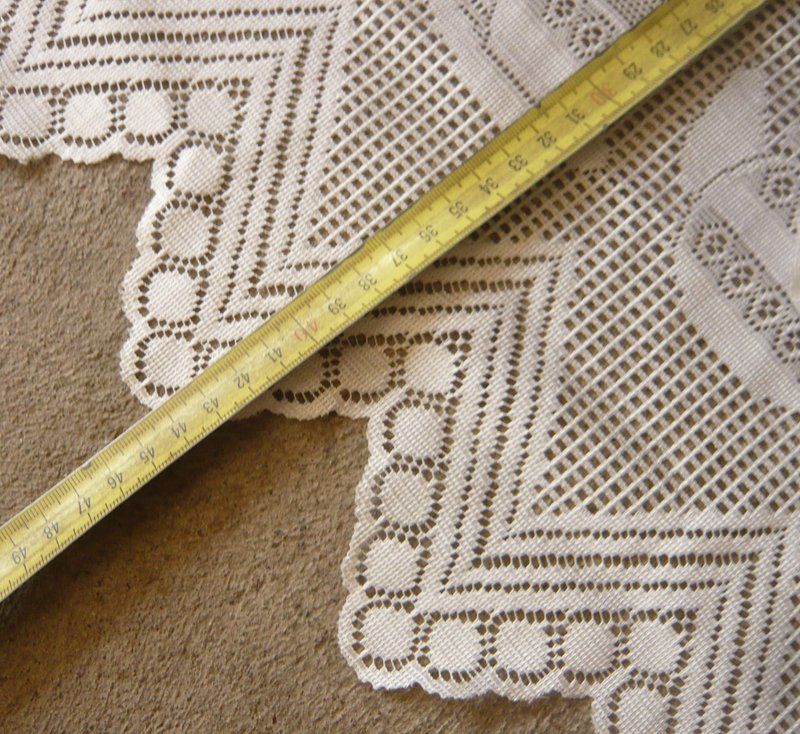 Tende: 2 Vorhänge 80 x 40-44 cm – Usato da Ruggell venduto da Btt 1