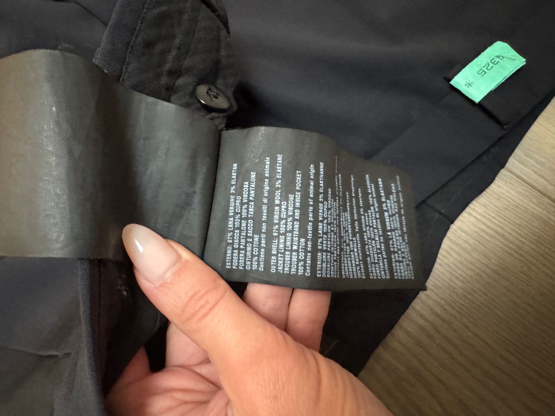Prada Pantaloni: Herren Prada Anzugshose in Dunkelblau – Usato da Meilen venduto da Emma_321 4