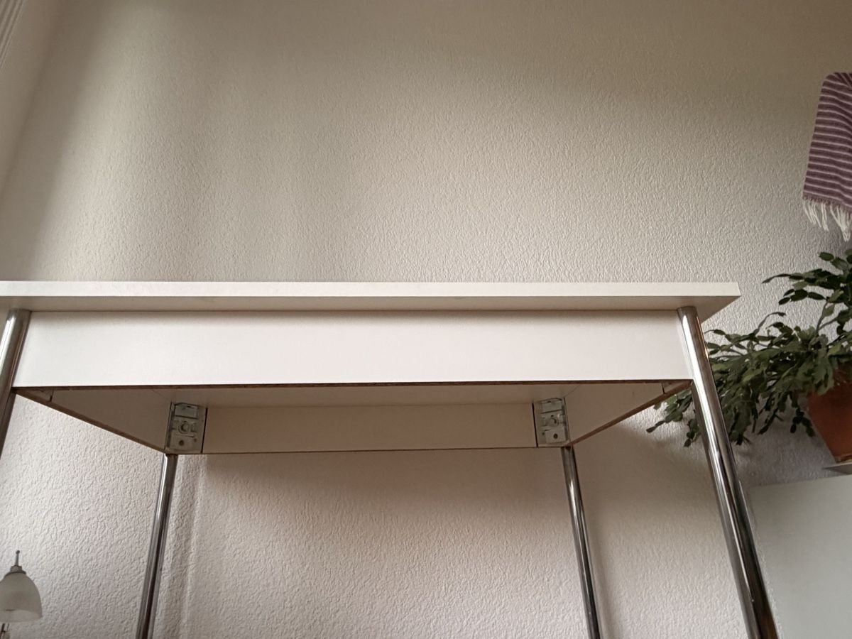 Bureaux: Vintage Tisch weiss  – D'occasion à Laupen BE par Lisafurby 2
