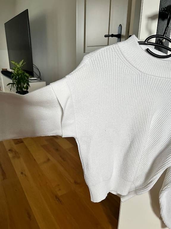 Pulls & Sweat-shirts: MANGO Pullover – D'occasion à Zürich par apple-pie12 1