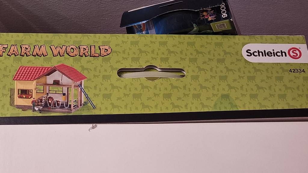 Schleich Giocattoli: Schleich Farm World Bauernhof – Usato da Reiden venduto da Scorpion18 1