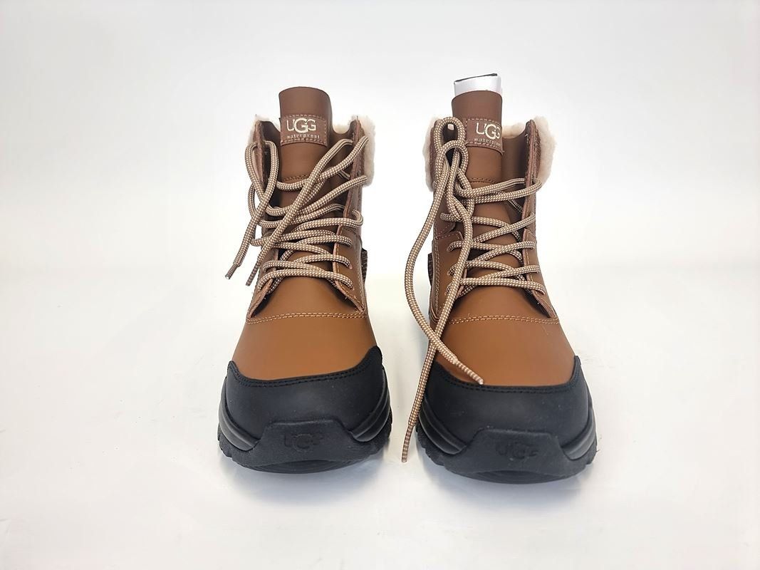 Ugg Herrenschuhe: UGG Winterstiefel Yose Fluff V2 Gr. 41 – Neu (gemäss Beschreibung) aus Urtenen-Schönbühl von Restwert_Schoenbuehl 4