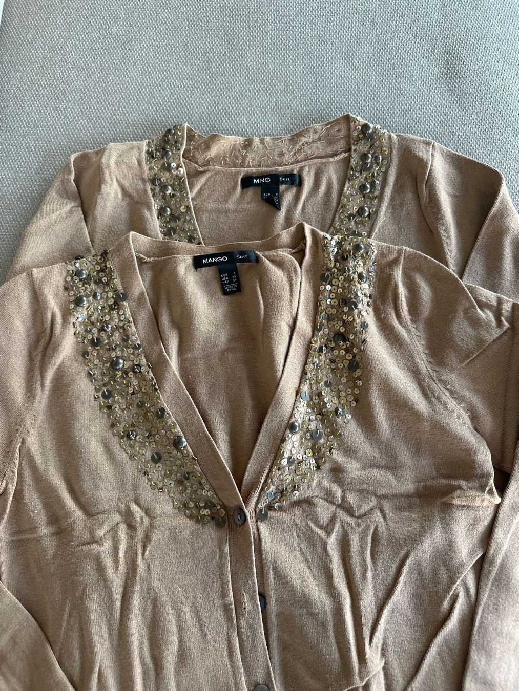 Lotti di vestiti: Mango Strickkleid und Strickjacke, beige, Grösse S – Usato da Zürich venduto da poliveira 4