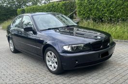 BMW 320i, Automat ab Platz