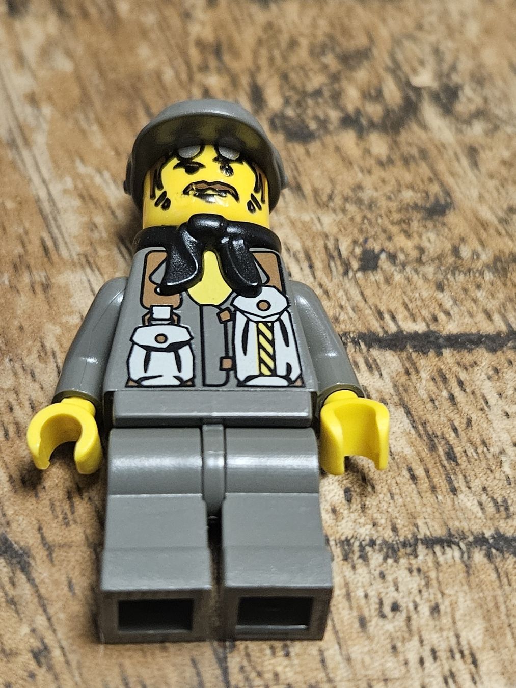 Lego Kit di costruzioni: lego figurine rock Raiders rck003 Docs – Usato da Confignon venduto da Ecrofigs