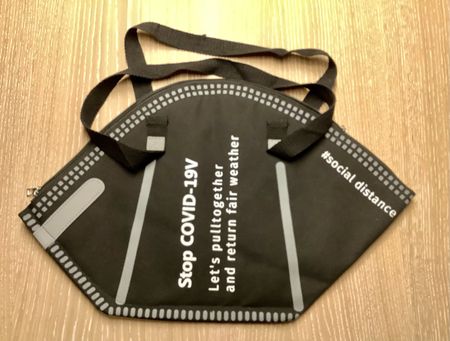 Schwarze Design Tasche, wie neu, Stop Covid-19V