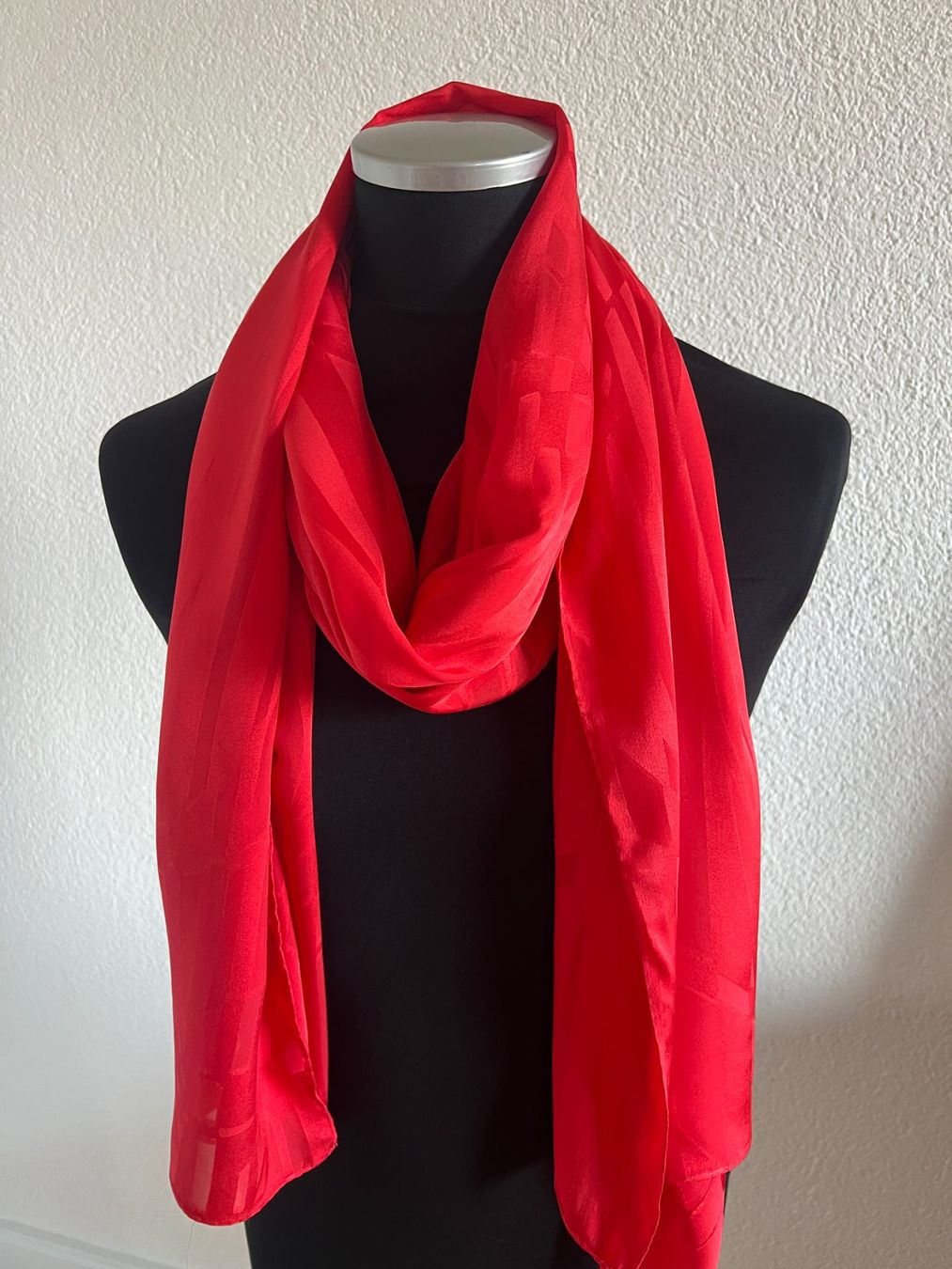 Colora Foulard & Sciarpe: Colora Schal, 100% Seide, Rot, NEU – Nuovo e nell'imballaggio originale da Worb venduto da farben20zauber 3