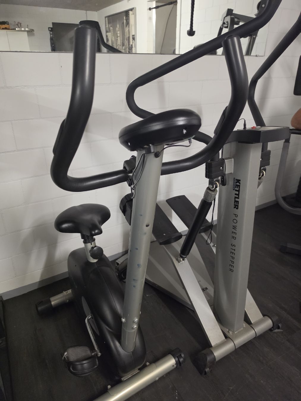 Vélos: Heimtrainer velo – D'occasion à Büsserach par Divina86 1
