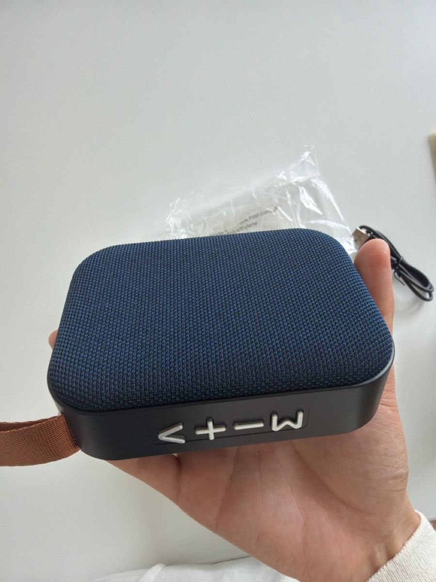 Casse acustiche: Fashion Fabric Bluetooth Speaker – Nuovo e nell'imballaggio originale da Zürich venduto da dan_6psg 3