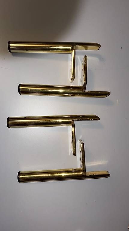 Sonstiges Mobiliar: Möbelfüsse gold – Gebraucht aus Neuheim von Vinn