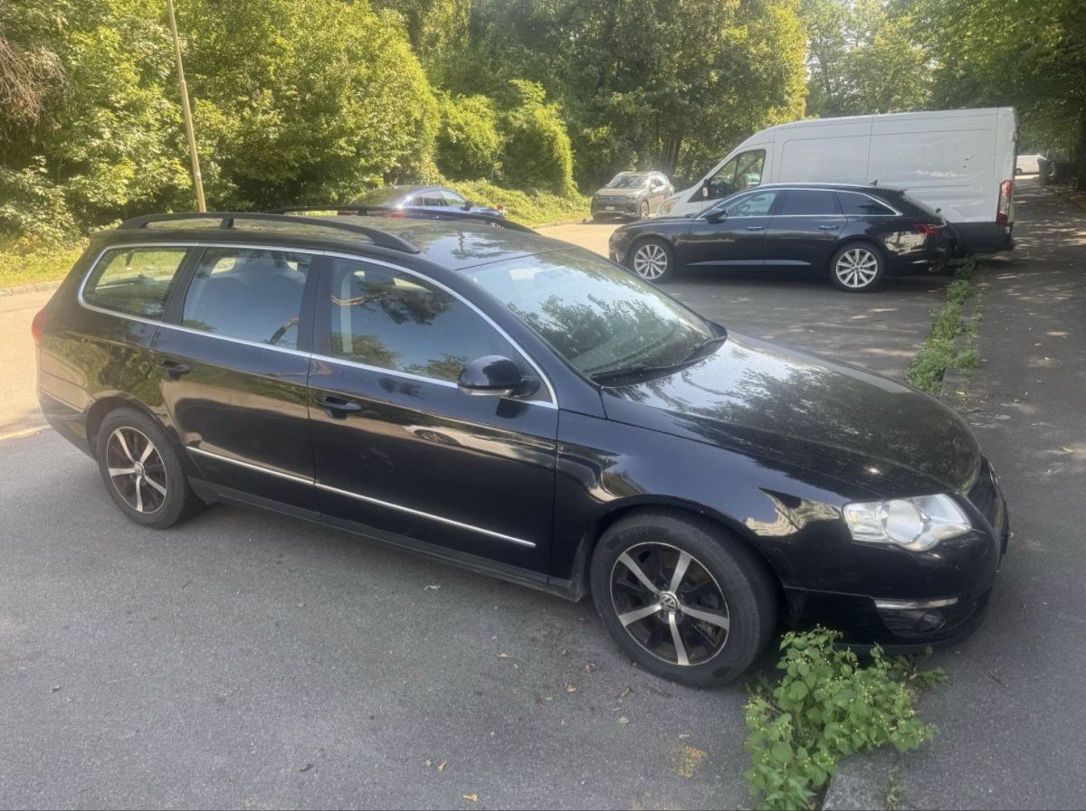 Autos: VW Passat Var.1.8TSI – Defekt aus Winterthur von gue_yf9d
