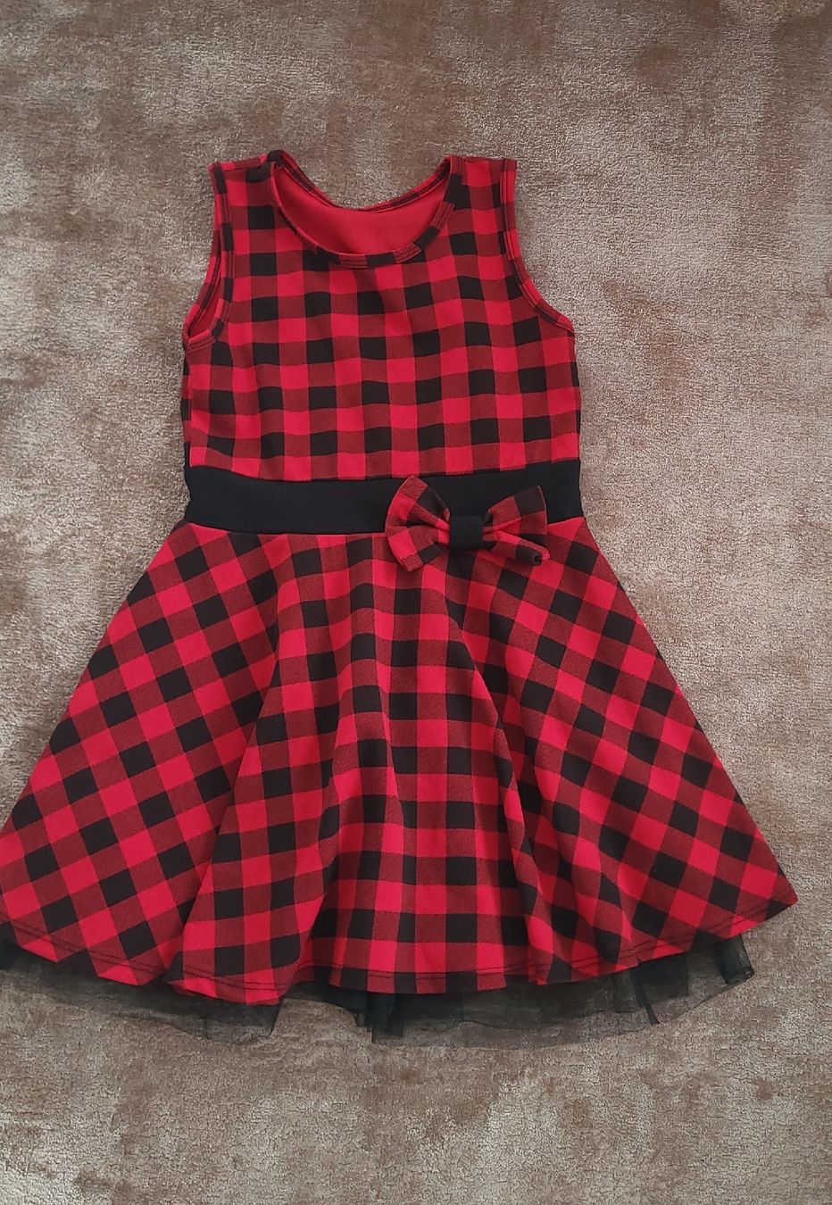Vestiti & Gonne: Festliches Kleid NeuGr.140/148 – Nuovo (secondo la descrizione) da Thierachern venduto da Anastasia123