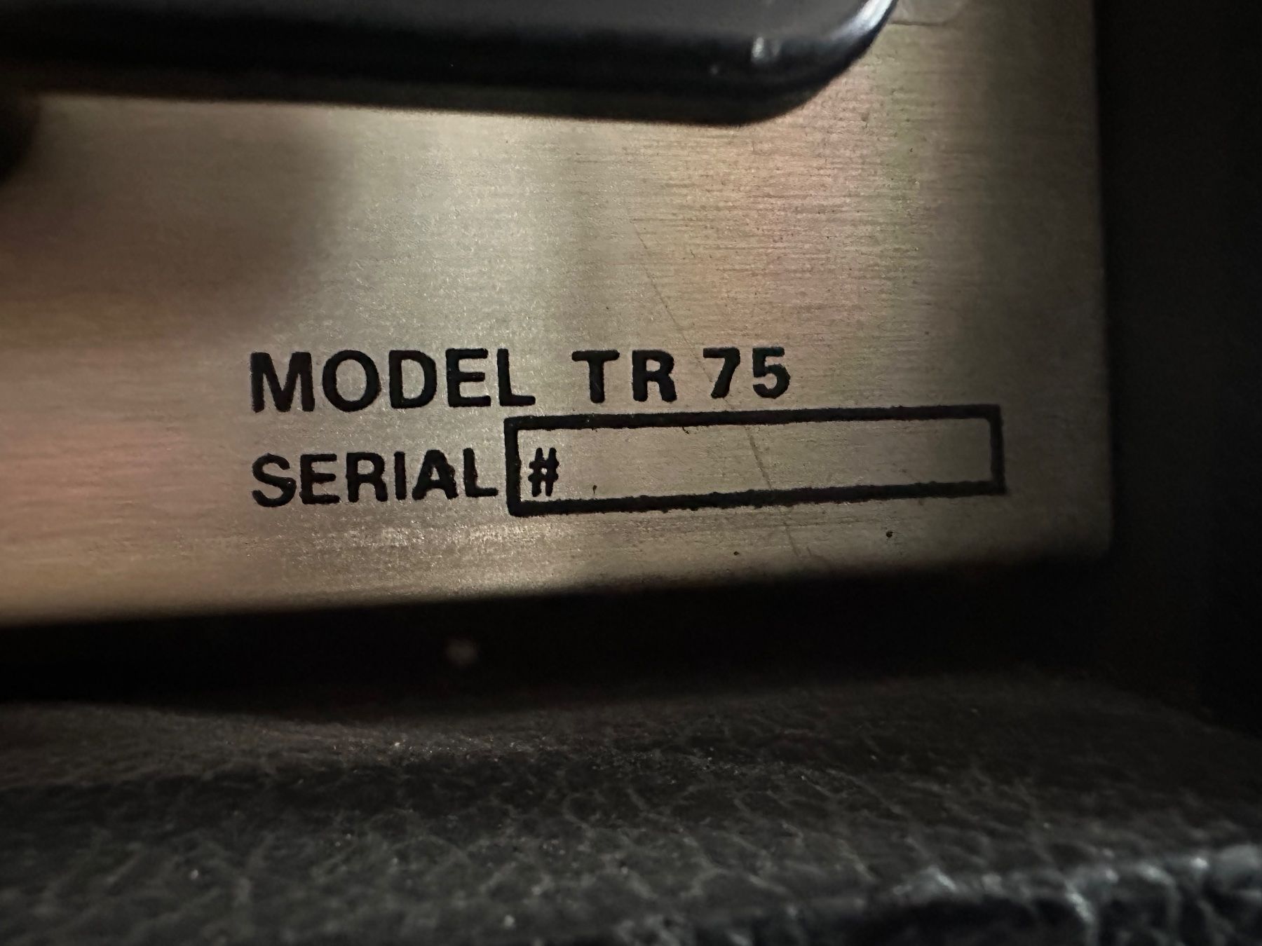 Rickenbacker Amplificatori: Rickenbacker TR-75 Verstärker gebraucht mit Rollen – Usato da Bubendorf venduto da Crimthann1 5