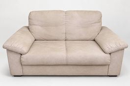 Bequemes beiges 2er-Sofa