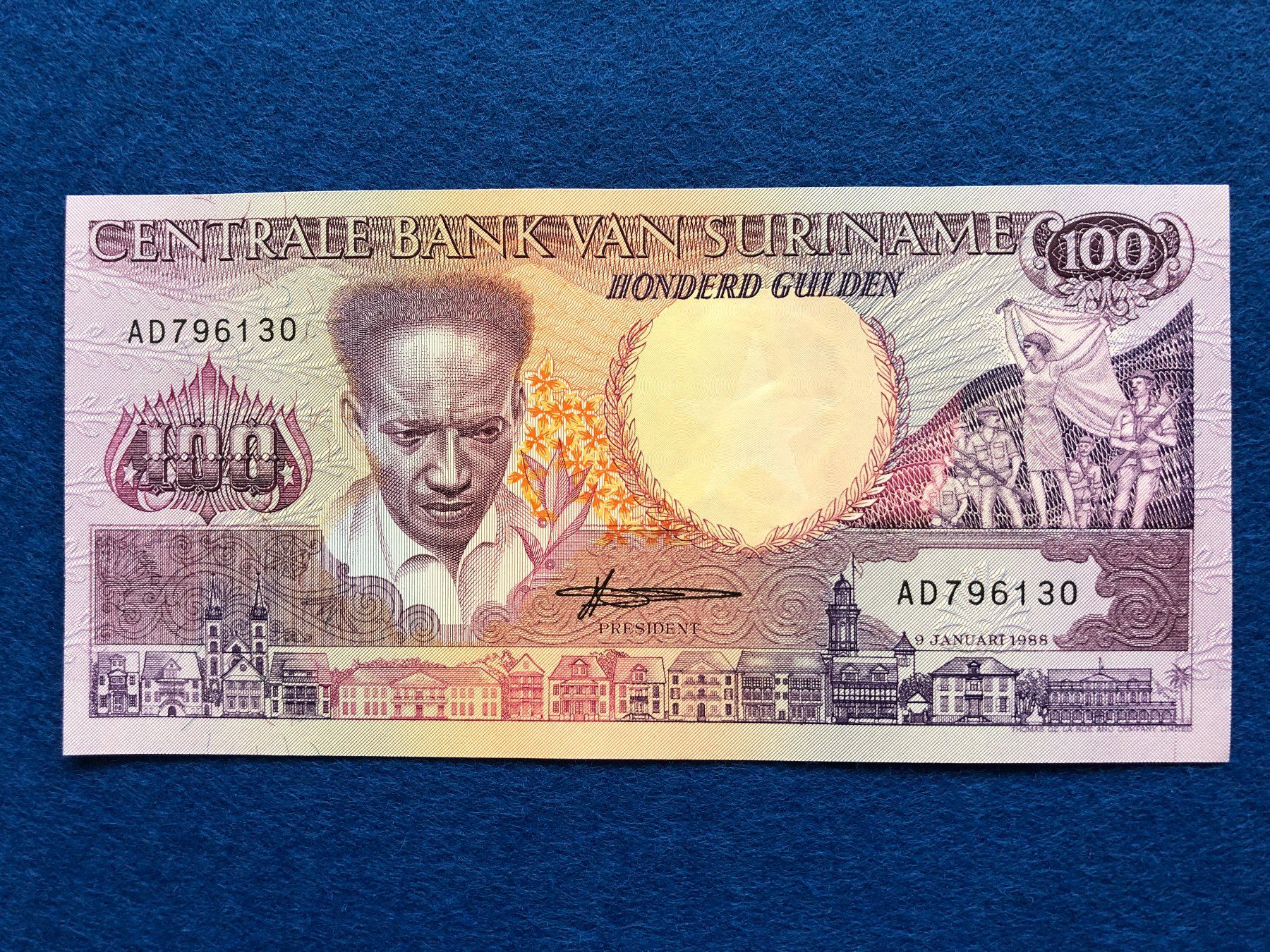 Banknoten: Suriname 1988 - 100 Gulden UNC – Neu und originalverpackt aus Pfäffikon SZ von Sieben77