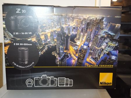 Nikon Z 30 Kit (16-50 mm + 50-250 mm Objektiv) // NEU