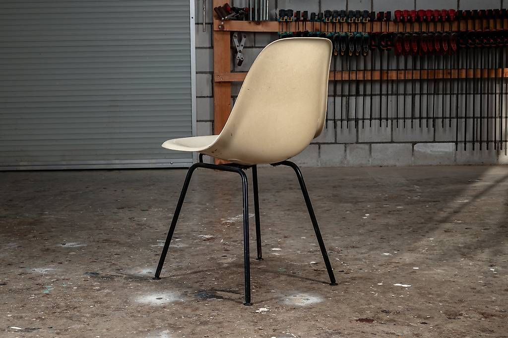 Eames Sedie: Eames Schale Fiberglas – Usato da Beringen venduto da 8222Beringen 3