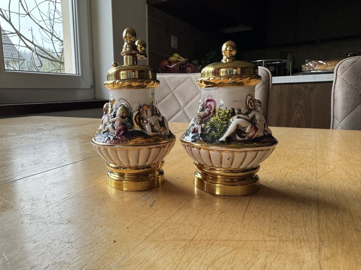 Set di piatti: Salzstreuer und Pfeffermühle – Usato da Tübach venduto da Tijera