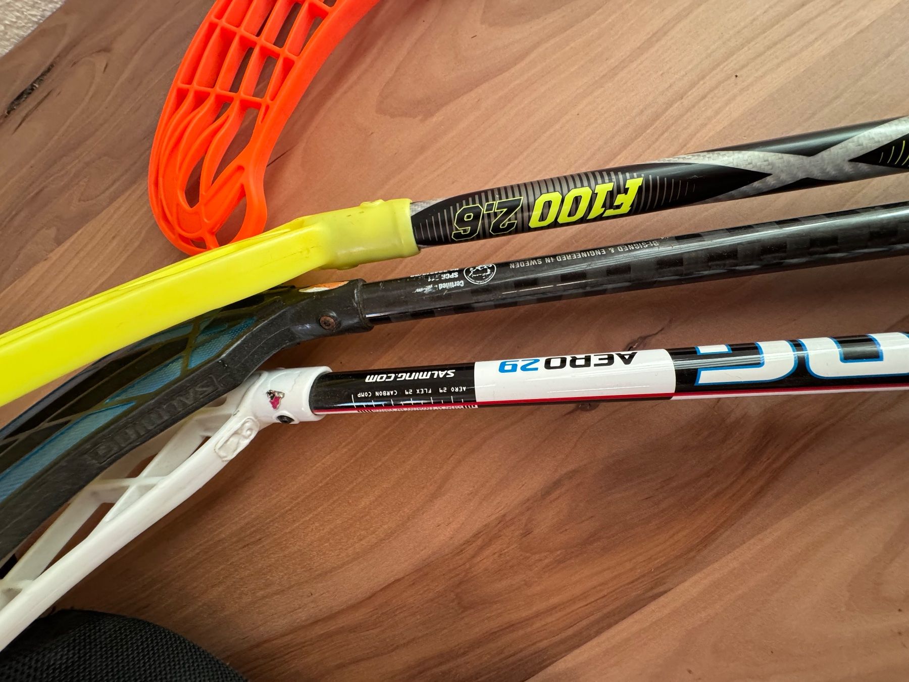 Unihockey: Unihockeyschläger Set inklusive Tasche – Usato da Kestenholz venduto da cvx_889vv 2