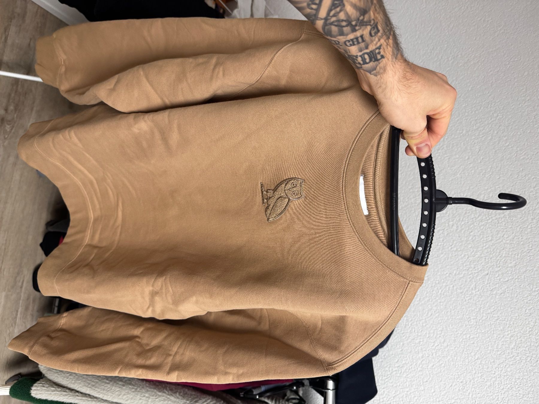 October's Very Own Maglioni & Felpe: Crewneck Sweater OVO - beige/braun – Nuovo (secondo la descrizione) da Belp venduto da mae_c8n7