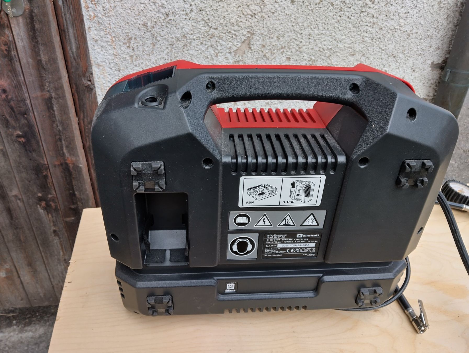 Einhell Compressori: Tragbarer Luftkompressor – Nuovo e nell'imballaggio originale da Näfels venduto da Mboenis 1