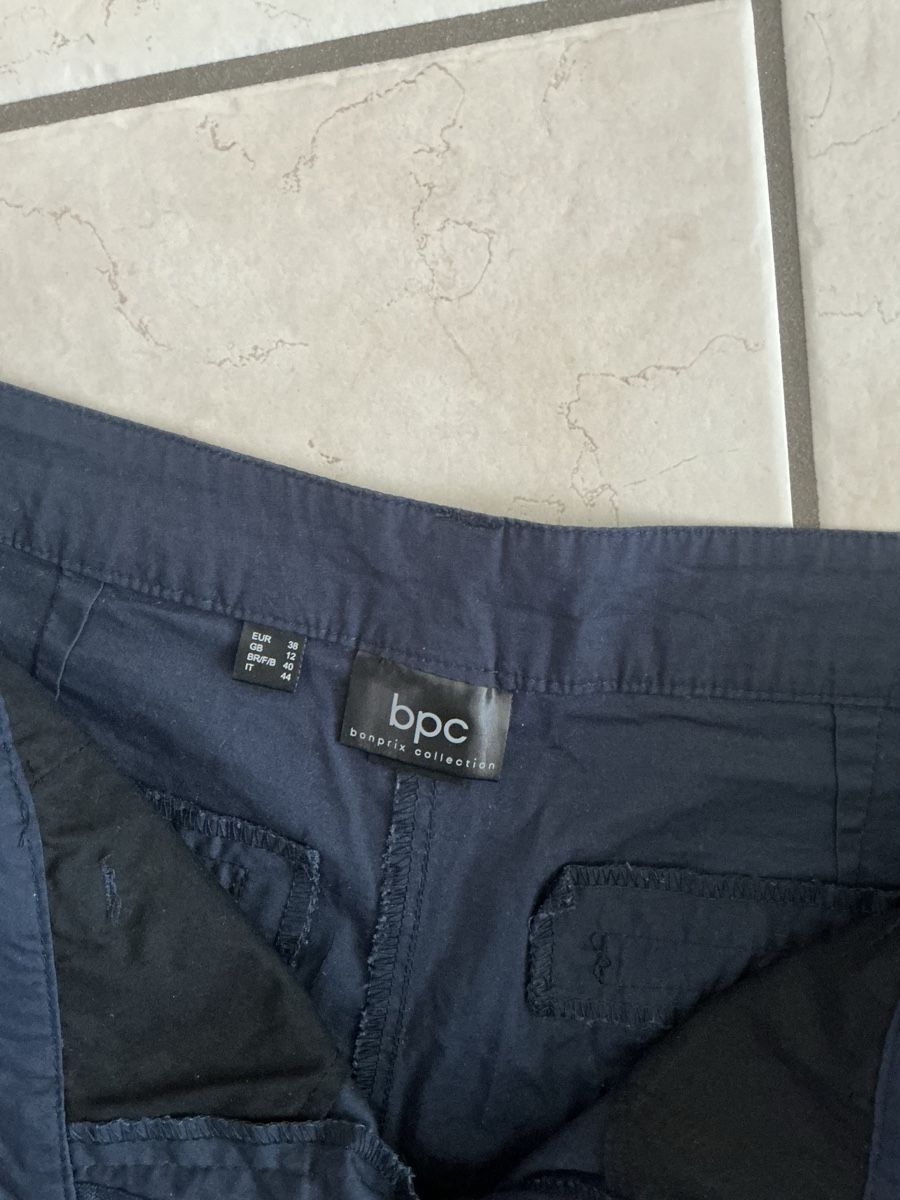 Pantaloni: Blaue kurze Hose Grösse 38 – Usato da Zimmerwald venduto da wuff81 1