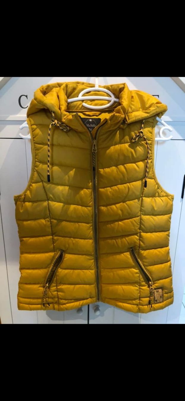 Gilet & Giacche senza maniche: Gilet – Usato da Thörigen venduto da nic_kf6l