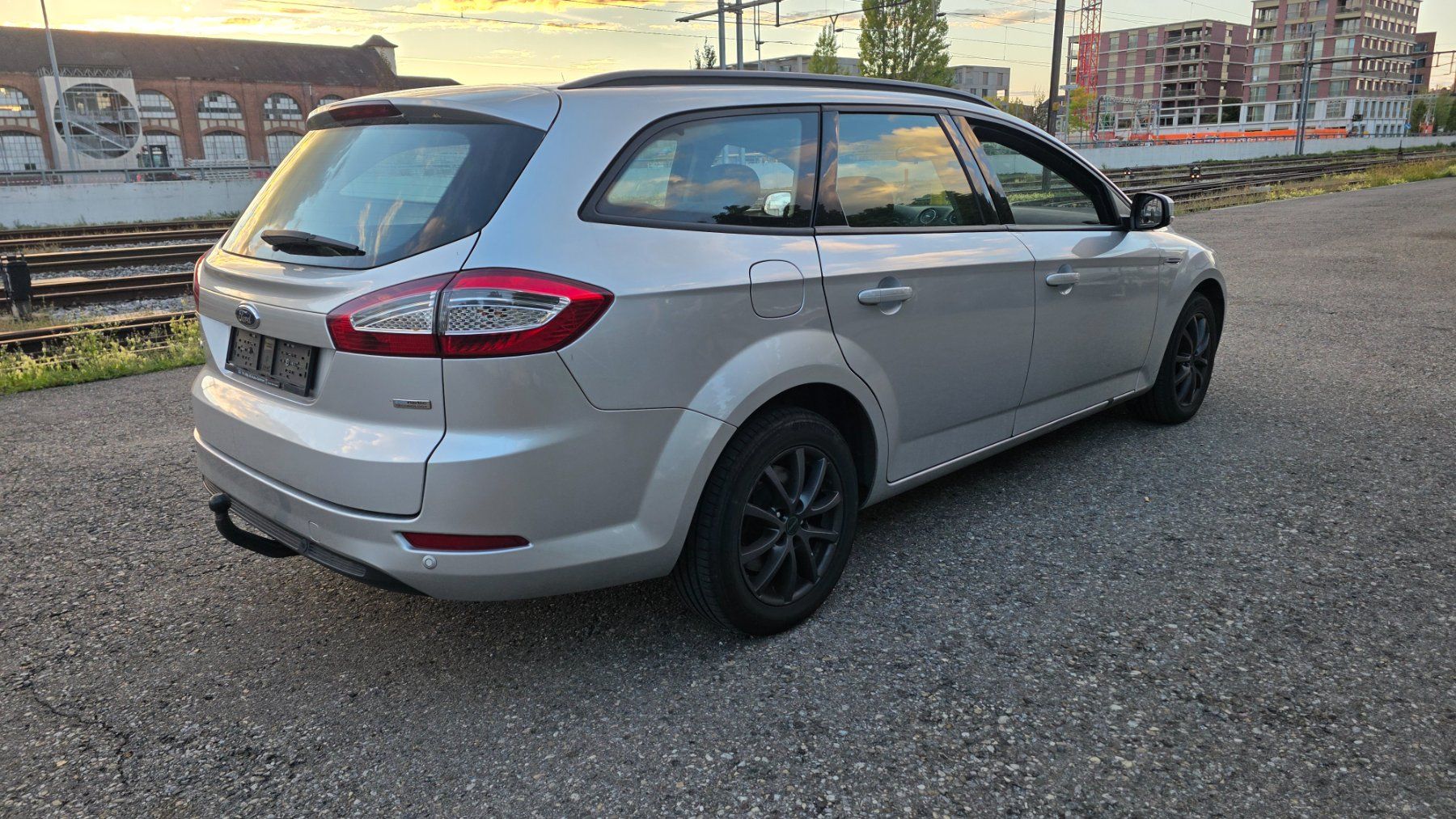 Ford Automobili: Ford Mondeo 1.6 SCTi – Usato da Arbon venduto da Tropxe. 2
