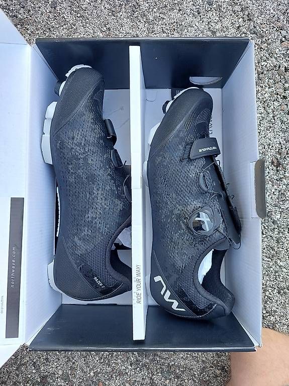 Northwave Scarpe da uomo: Northwave Razer 2 / 42 Neuf – Usato da Brot-Plamboz venduto da baggiins 2