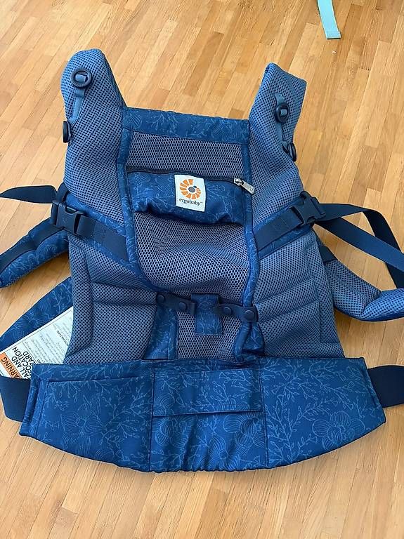 Marsupi portabebè: Babytrage – Usato da Lostorf venduto da stl81