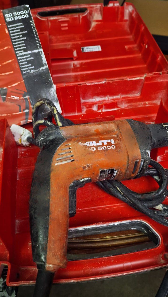 Hilti Tutti gli attrezzi: Hilti Trockenbauschrauber SD 5000 – Usato da Zürich venduto da alplita 2