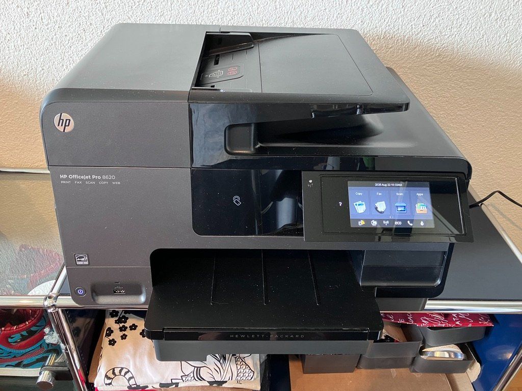 Hewlett Packard Drucker: Drucker HP Officejet Pro 8620 defekt – Defekt aus Fislisbach von Promo