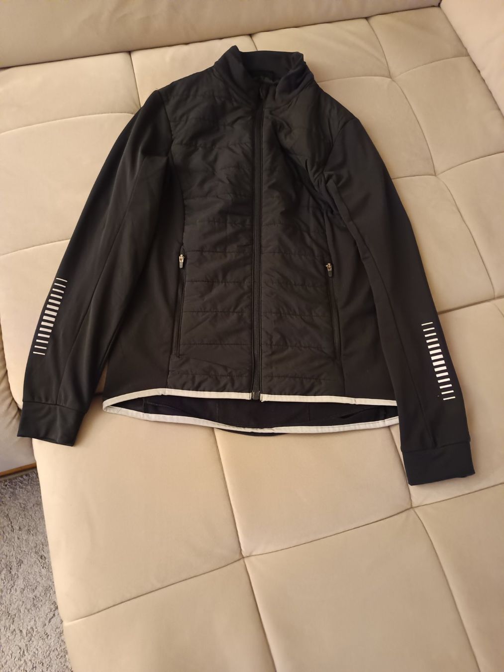 Giacche: Funktionsjacke – Usato da Benglen venduto da Jumanah