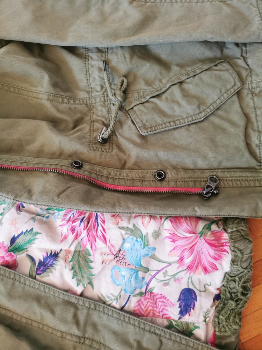 Tommy Hilfiger Jacken: Tommy Hilfiger jacke gr S – Gebraucht aus Uster von bek_v2ct 3