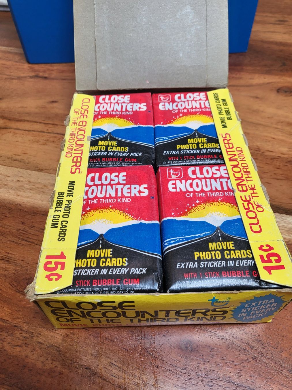 Topps Carte collezionabili: TRADING CARDS CLOSE ENCOUNTERS TOPPS – Nuovo e nell'imballaggio originale da Schönenberg ZH venduto da heaangst 1
