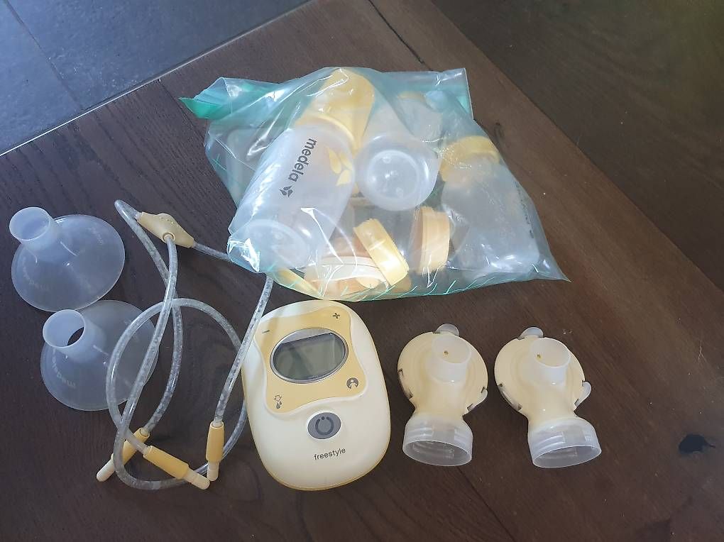Accessori per l’allattamento: Medela Milchpumpe – Usato da Rüti ZH venduto da Kamp