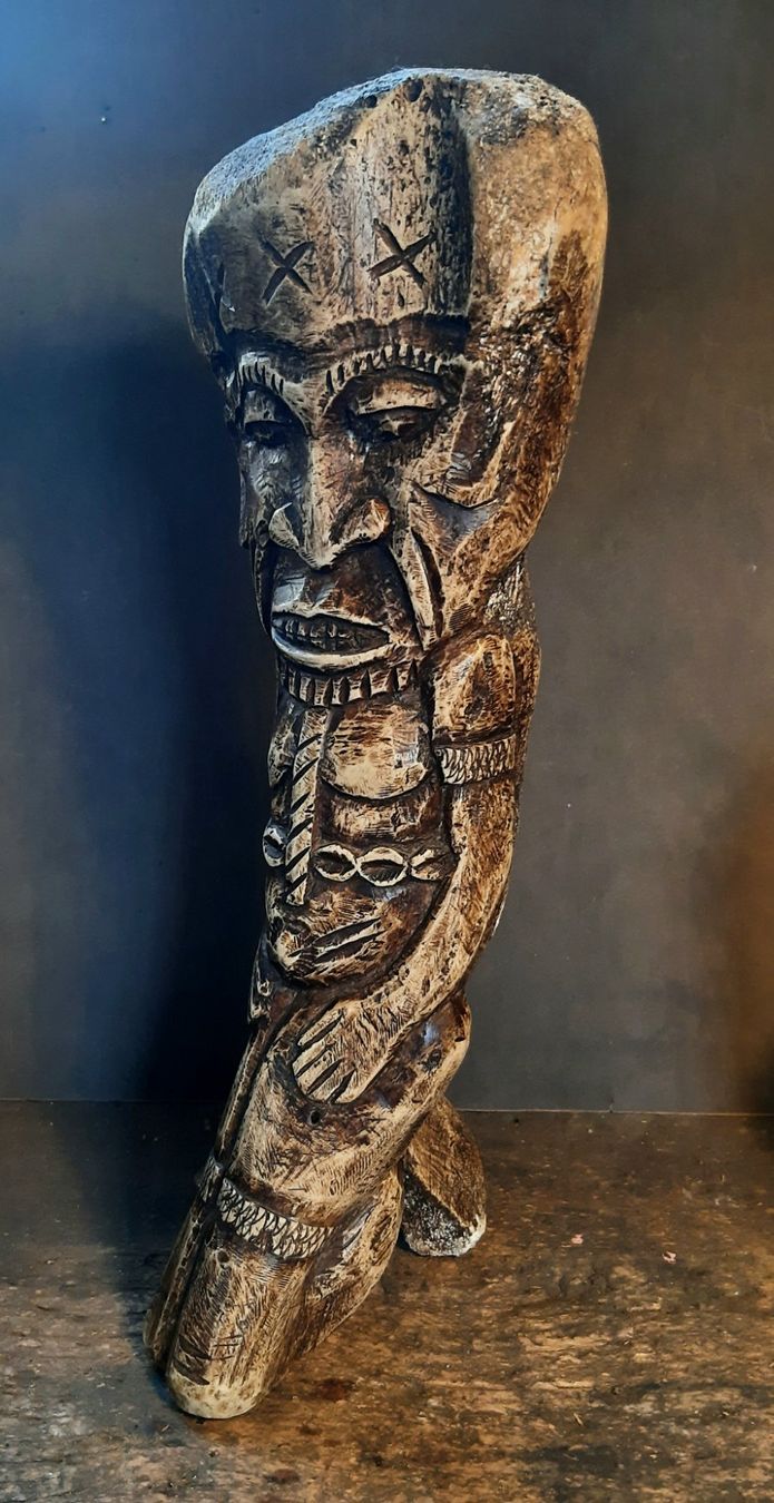 Sculptures & Statues: Grosse Knochen Skulptur – D'occasion à Arbon par torso444 1