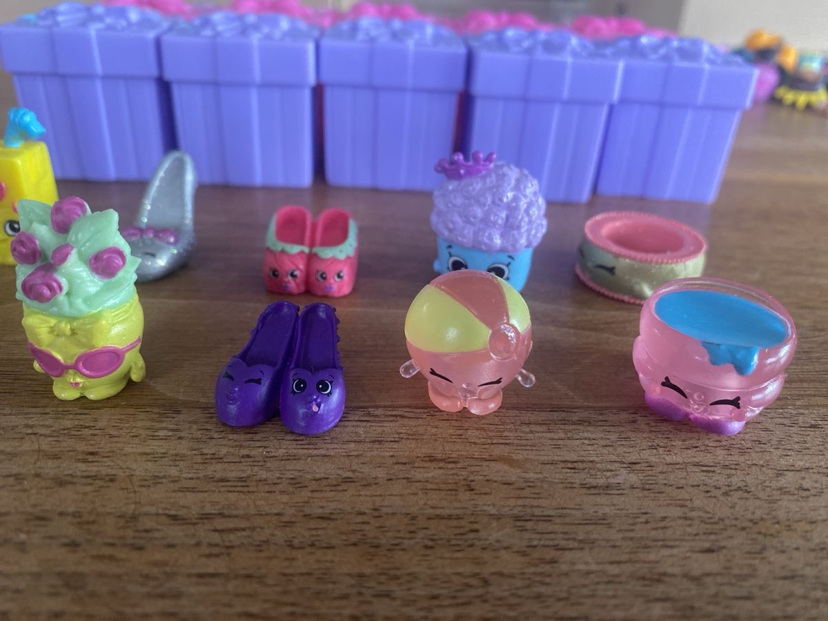 Shopkins Giocattoli: Shopkins 11 Figuren – Usato da Zürich venduto da Ayura06 1