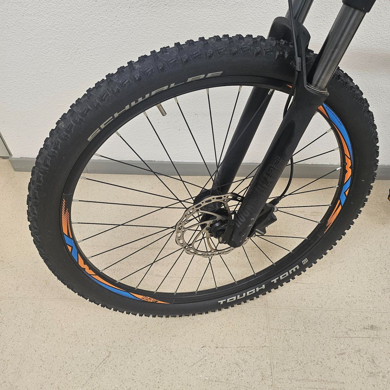 Biciclette: Neuwertiges Mountain Bike 28" – Usato da Kollbrunn venduto da equipe-bachofner.ch 8