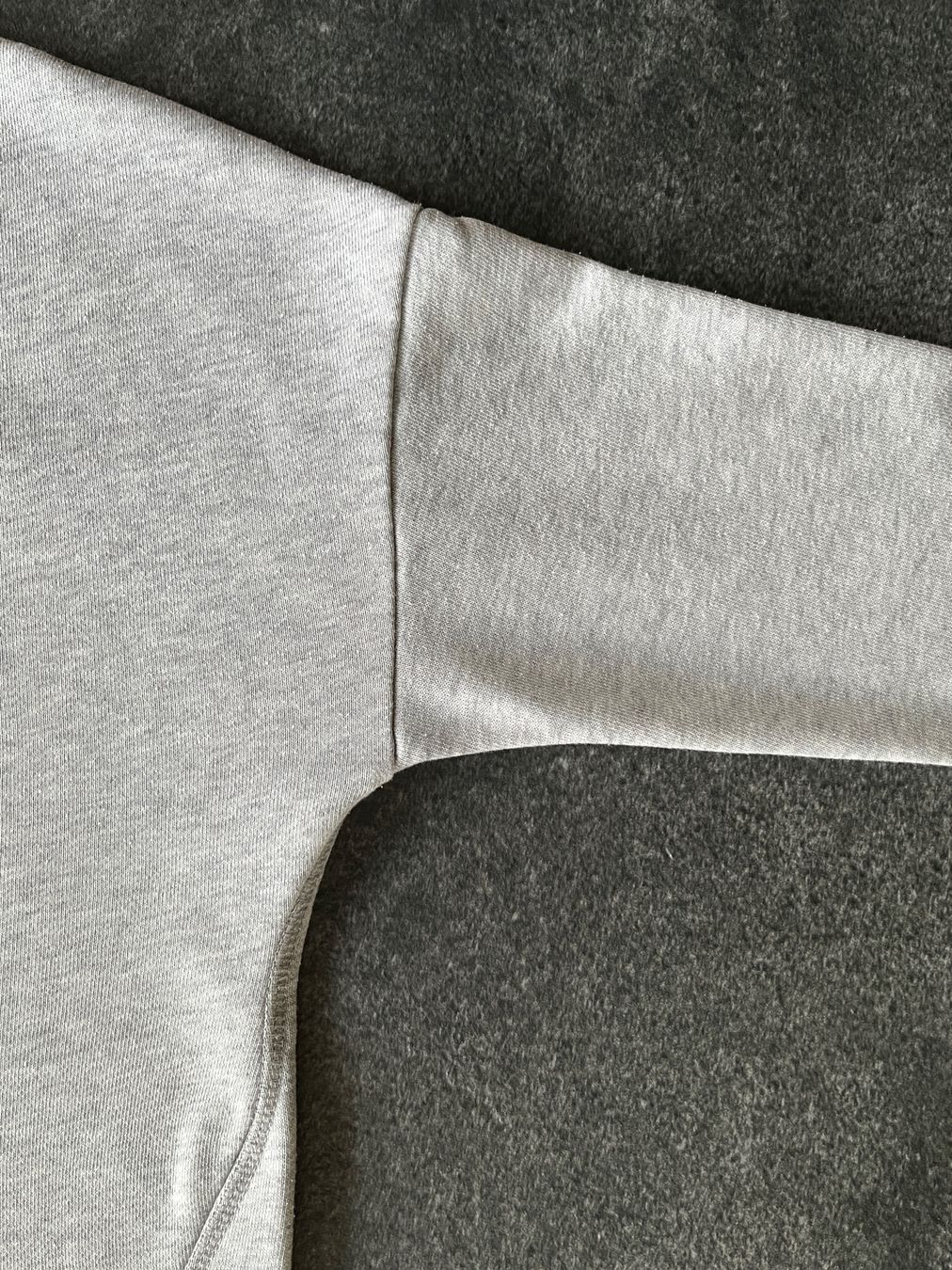 Maglioni & Felpe: 68 lässiges Pullover-Sweatshirt- Größe S – Usato da Kilchberg ZH venduto da Simple.Life 5