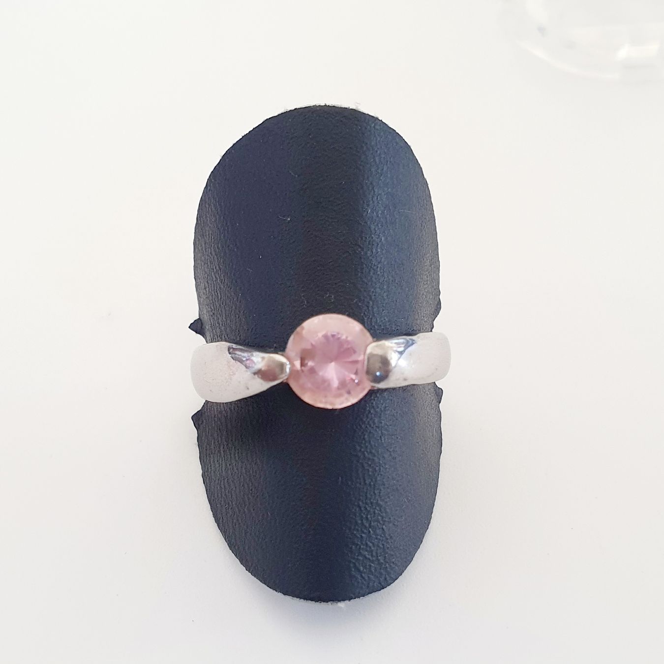 Anelli: Silberring 925 mit ein Rosa farbige Stein Gr. 18,6mm – Usato da Kreuzlingen venduto da Wunderkiste123