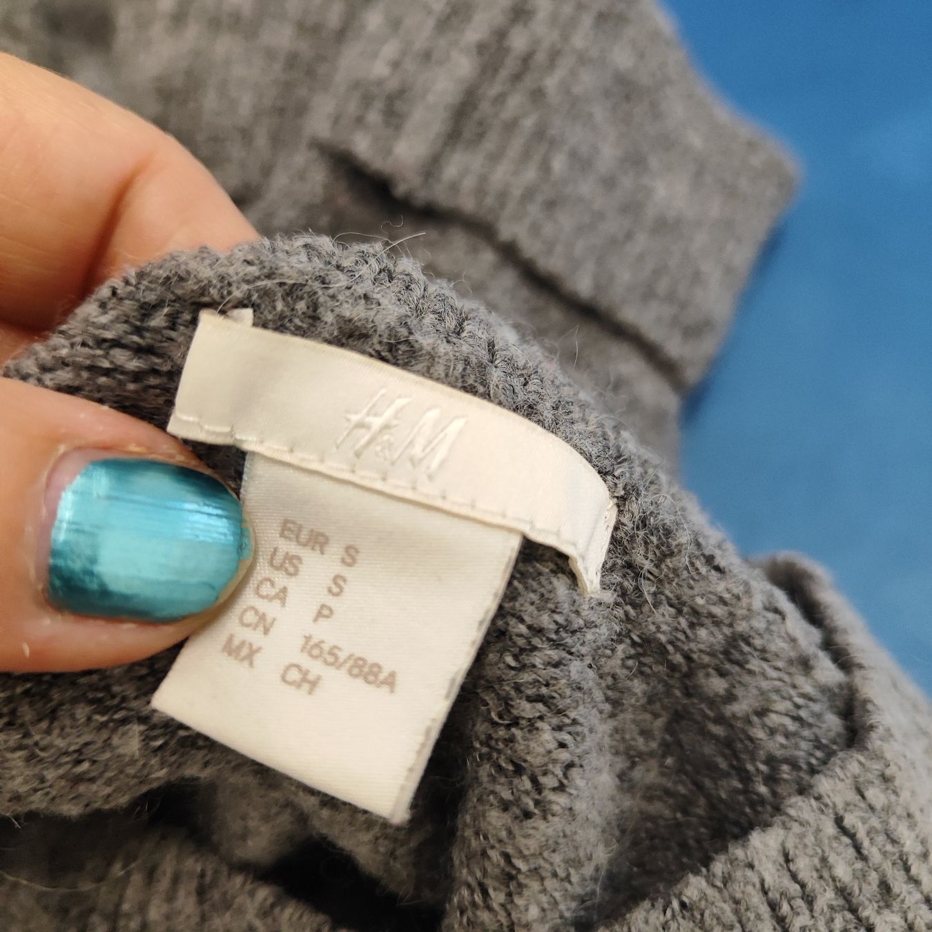 H&M Pulls & Sweat-shirts: schöne Damen pulli Gr s – D'occasion à Langnau am Albis par Judithsebi 4