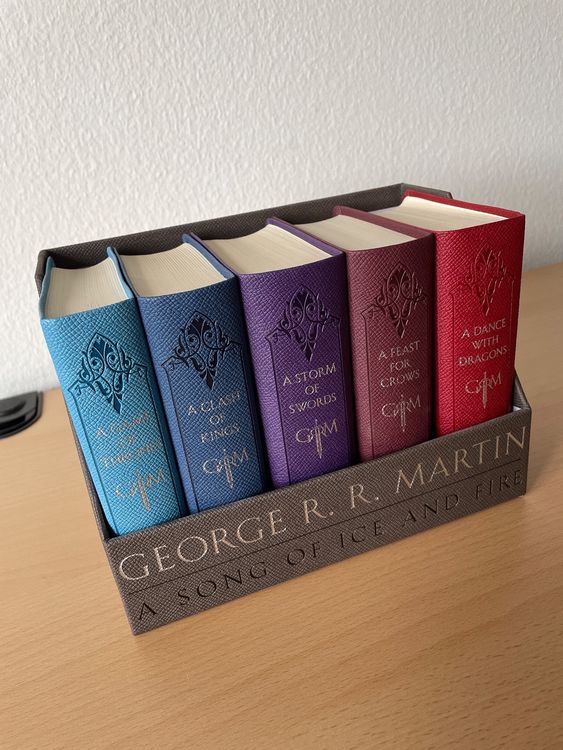 A Game of Thrones, George R. R. Martin Leather-cloth box-set (Gebraucht ...