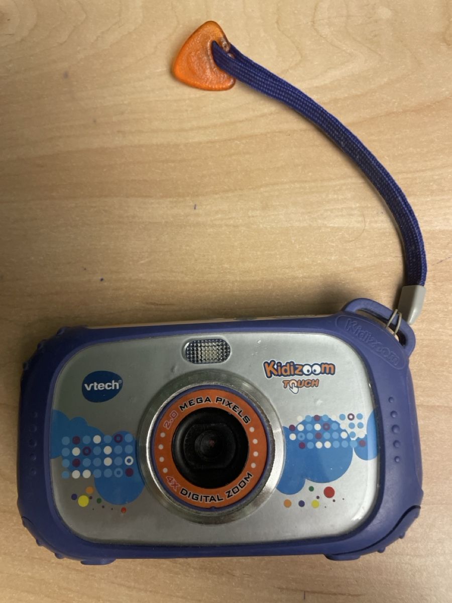Vtech Fotocamera: Vtech Kidizoom Touch Kamera blau  gebraucht – Usato da Obergerlafingen venduto da cabo4