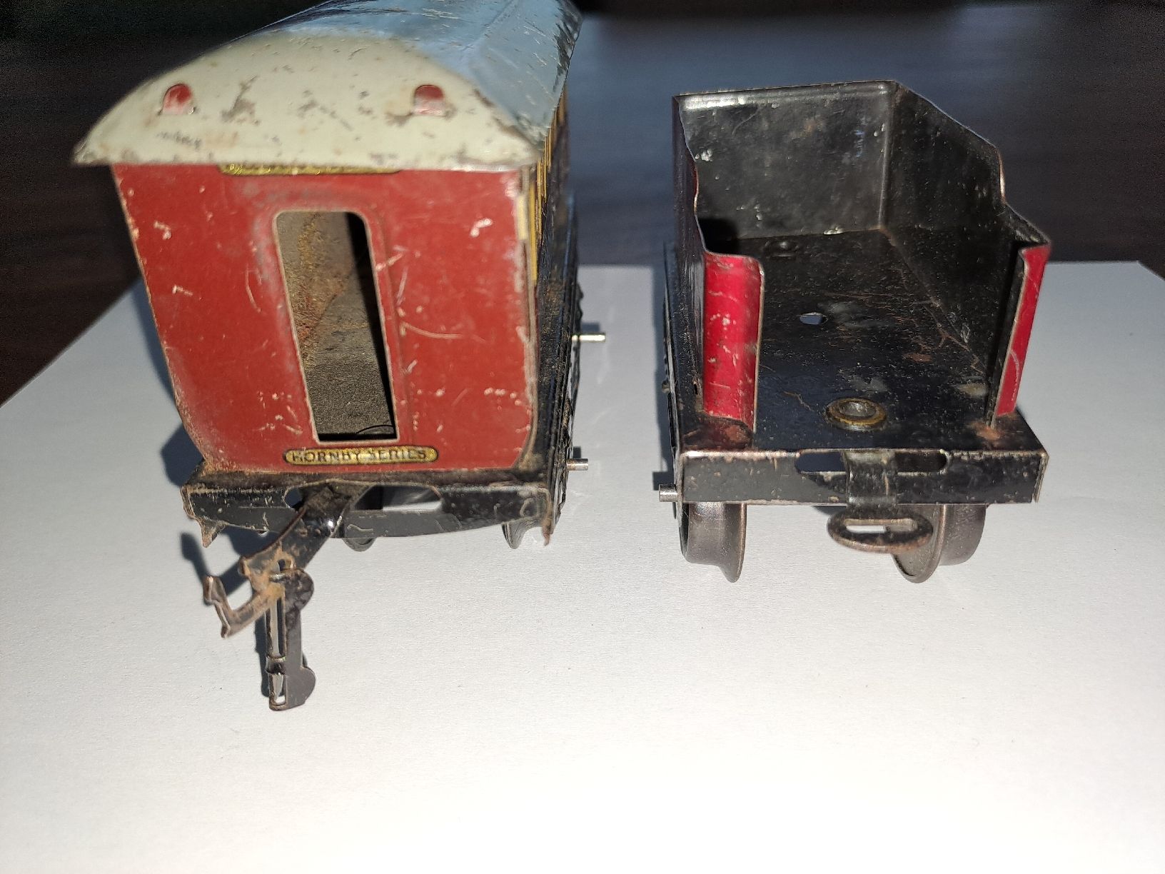 Modellini di ferrovie: 2 Modelleisenbahn Blechwagen, Spur 0 – Usato da Umiken venduto da Rider56 4