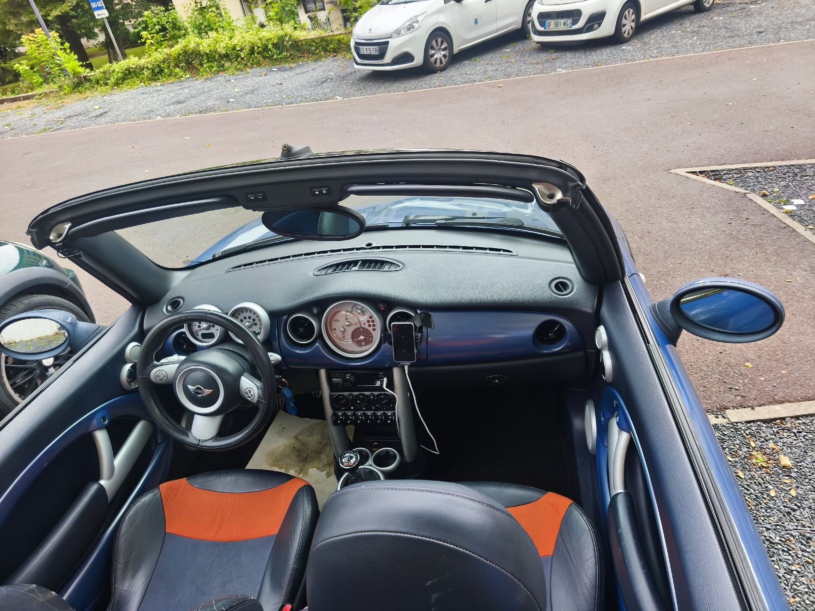 Mini Automobili: mini Cooper 1.6 cabrio JCW kit – Usato da Basel venduto da Robi_roberto 5