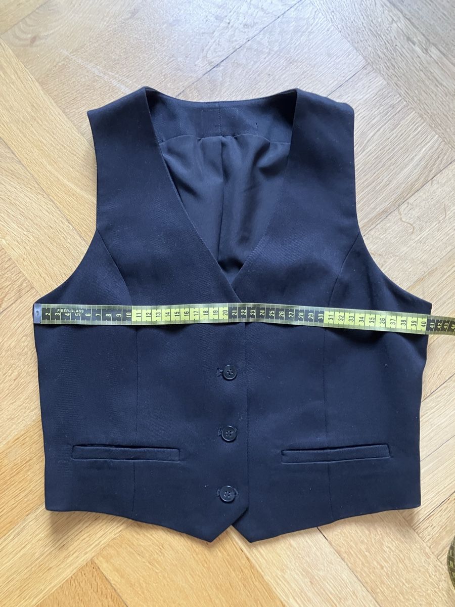 H&M Gilets: Gilet in schwarz Grösse S – D'occasion à Basel par carmeni71 1